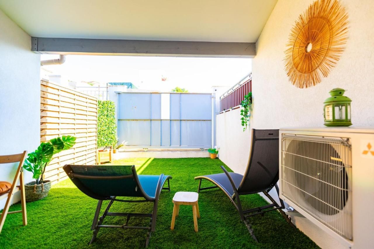 Love Room Du Mont D'Or - Baignoire Spa - Minibar Offert Marseille Exterior photo