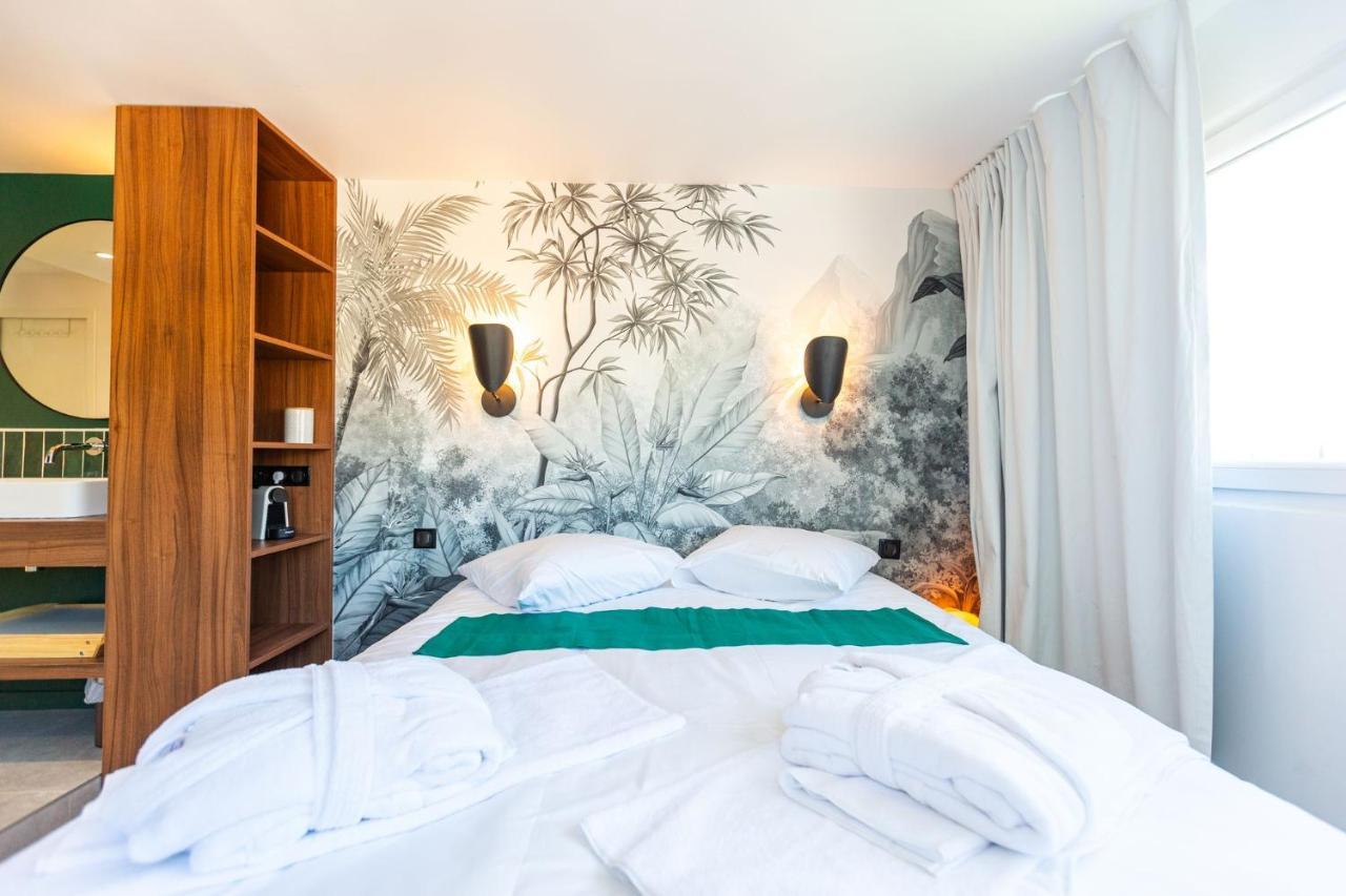 Love Room Du Mont D'Or - Baignoire Spa - Minibar Offert Marseille Exterior photo